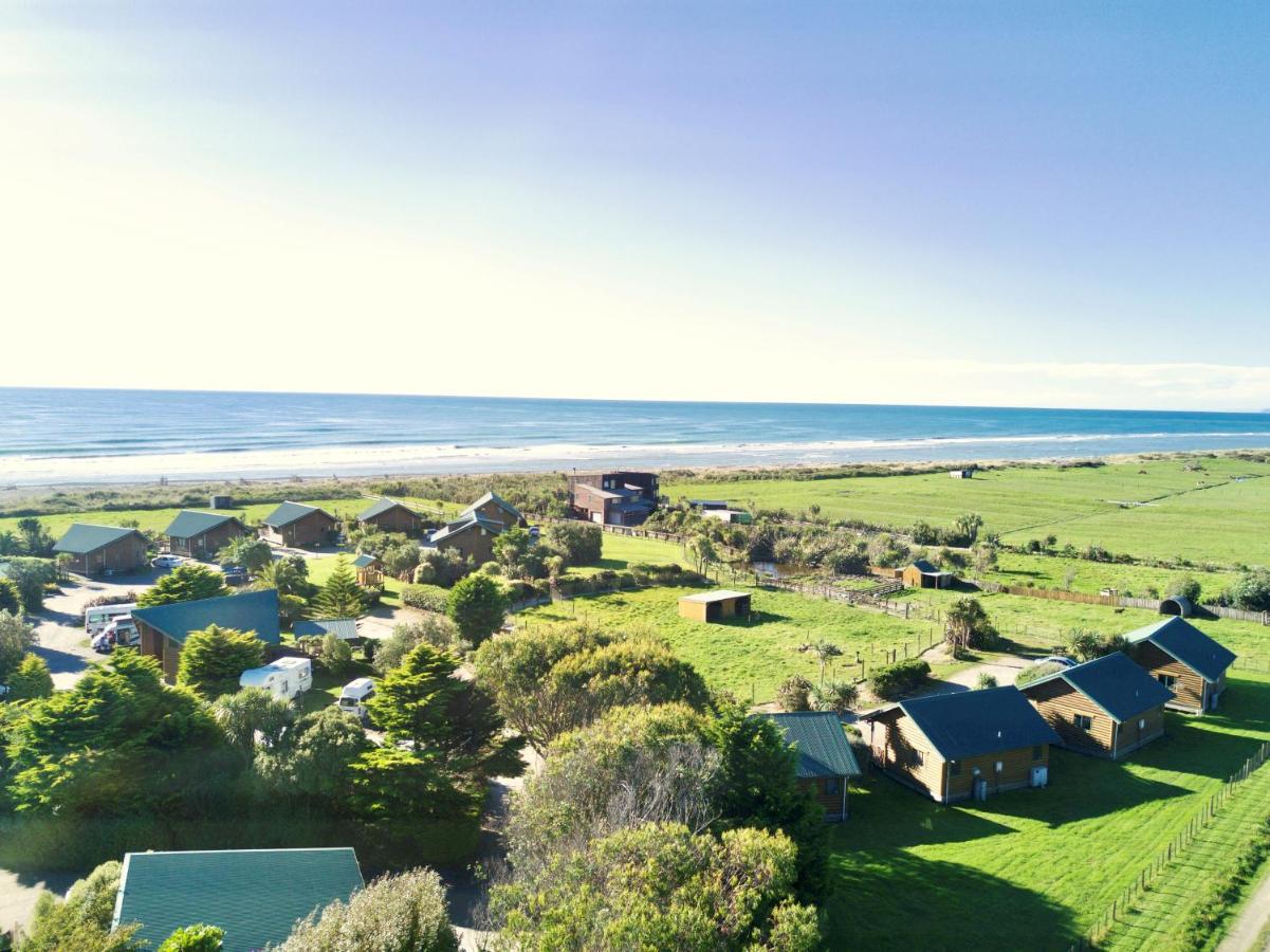 הוקיטיקה Shining Star Beachfront Accommodation מראה חיצוני תמונה