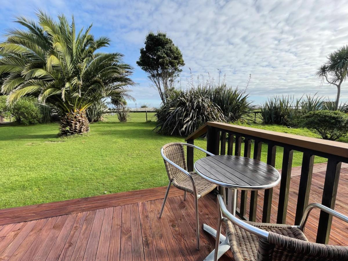 הוקיטיקה Shining Star Beachfront Accommodation מראה חיצוני תמונה