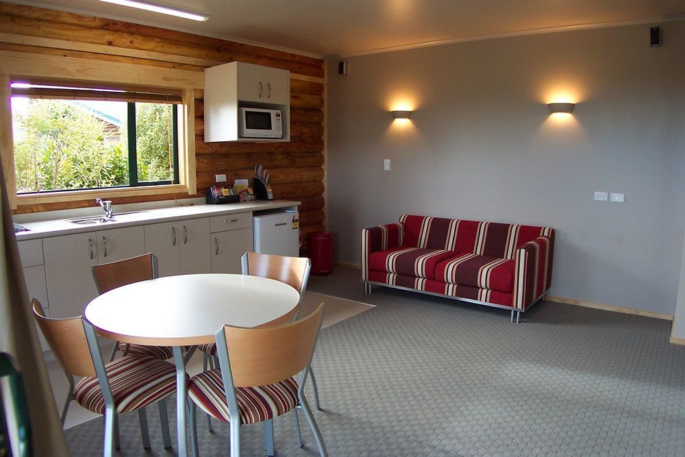הוקיטיקה Shining Star Beachfront Accommodation מראה חיצוני תמונה